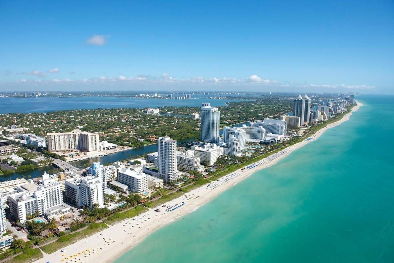 Hallandale Gulfstream Pool Walk To The Beach Hallandale Beach Exterior foto